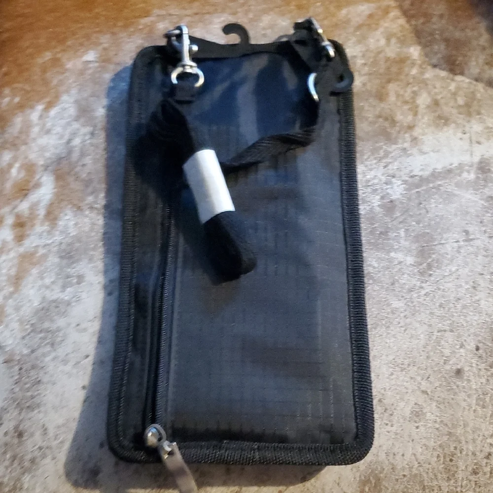 TravelSmith Black and White Travel Organizer
